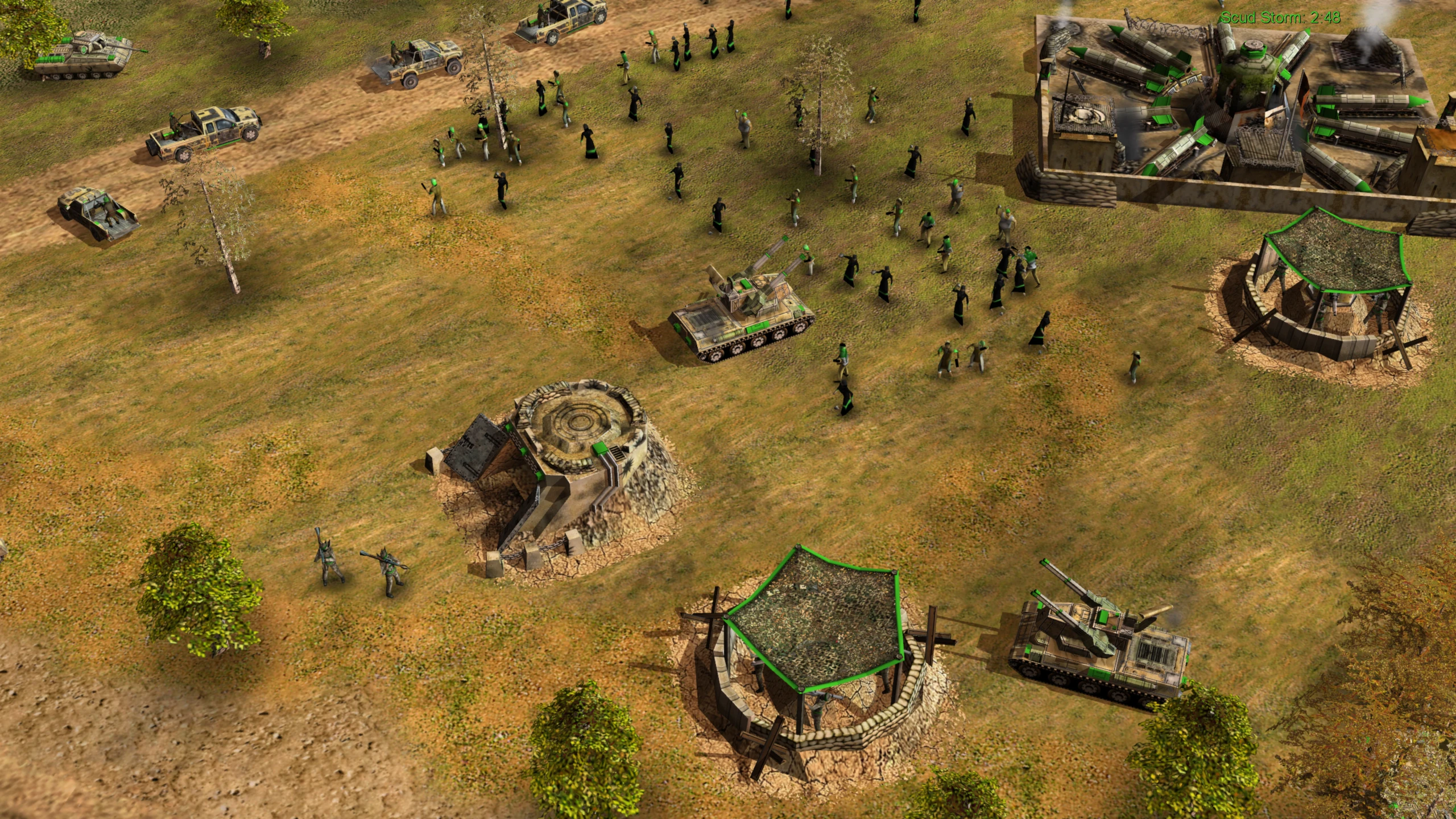 Мод Command & Conquer Generals з військовими одиницями, солдатами та ракетними установками навколо укріпленої бази