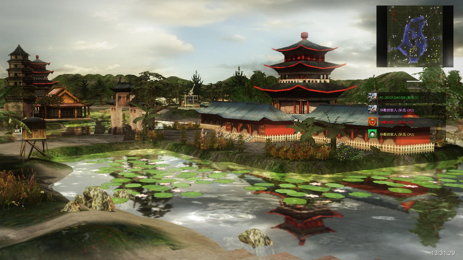 Ansicht eines asiatischen Tempelkomplexes, der sich in einem Seerosenteich mit umliegendem Grün im Modern Warfare Mod spiegelt