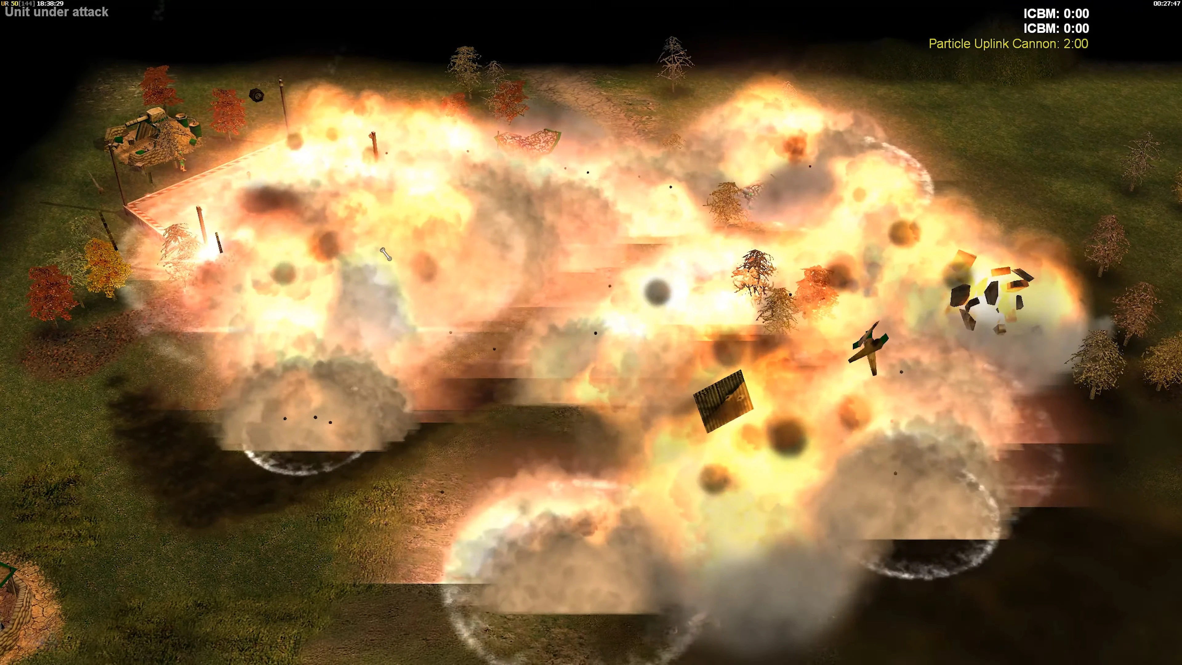 Скріншот гри з великою вибухом, вогнем і димом у моді Project Raptor