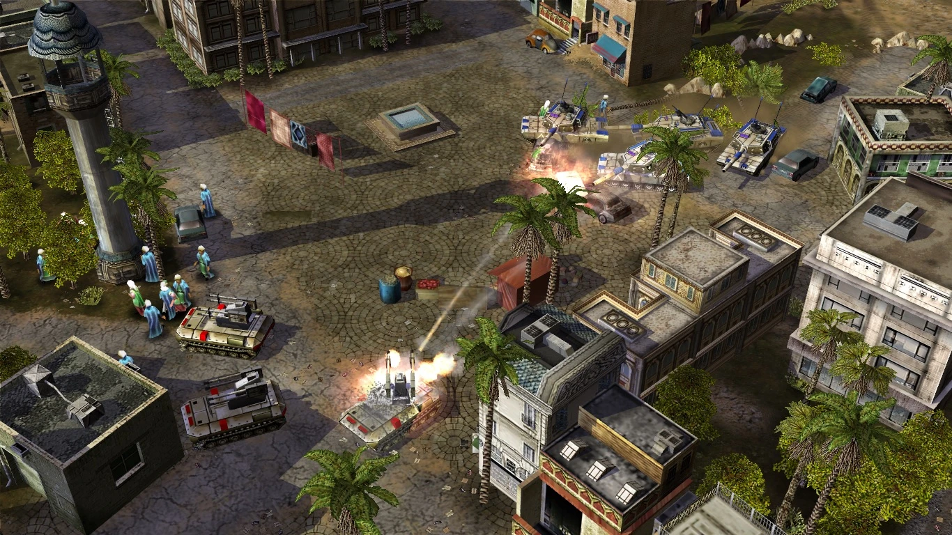 Танки стреляют и сражаются на городской площади среди гражданских и зданий