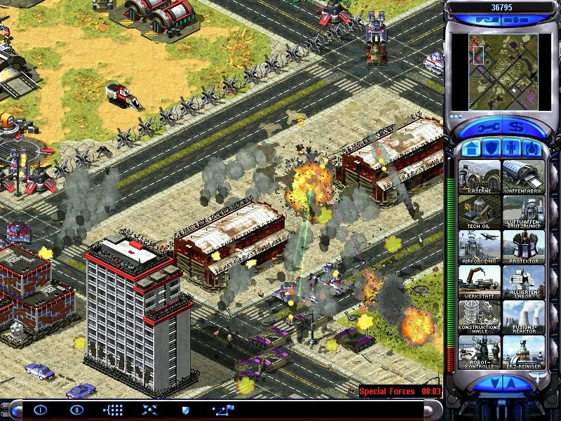 Скріншот ігрового процесу Command & Conquer Red Alert 2 з вибухами та руйнуваннями на міській карті з модом Total Destruction