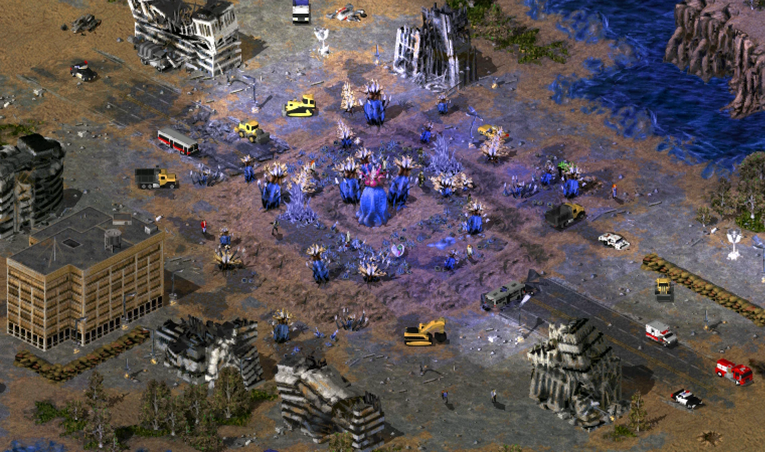 Captura de pantalla del juego Command & Conquer Tiberian Sun con el mod Tiberian War WarZone con edificios urbanos destruidos e infestación biológica