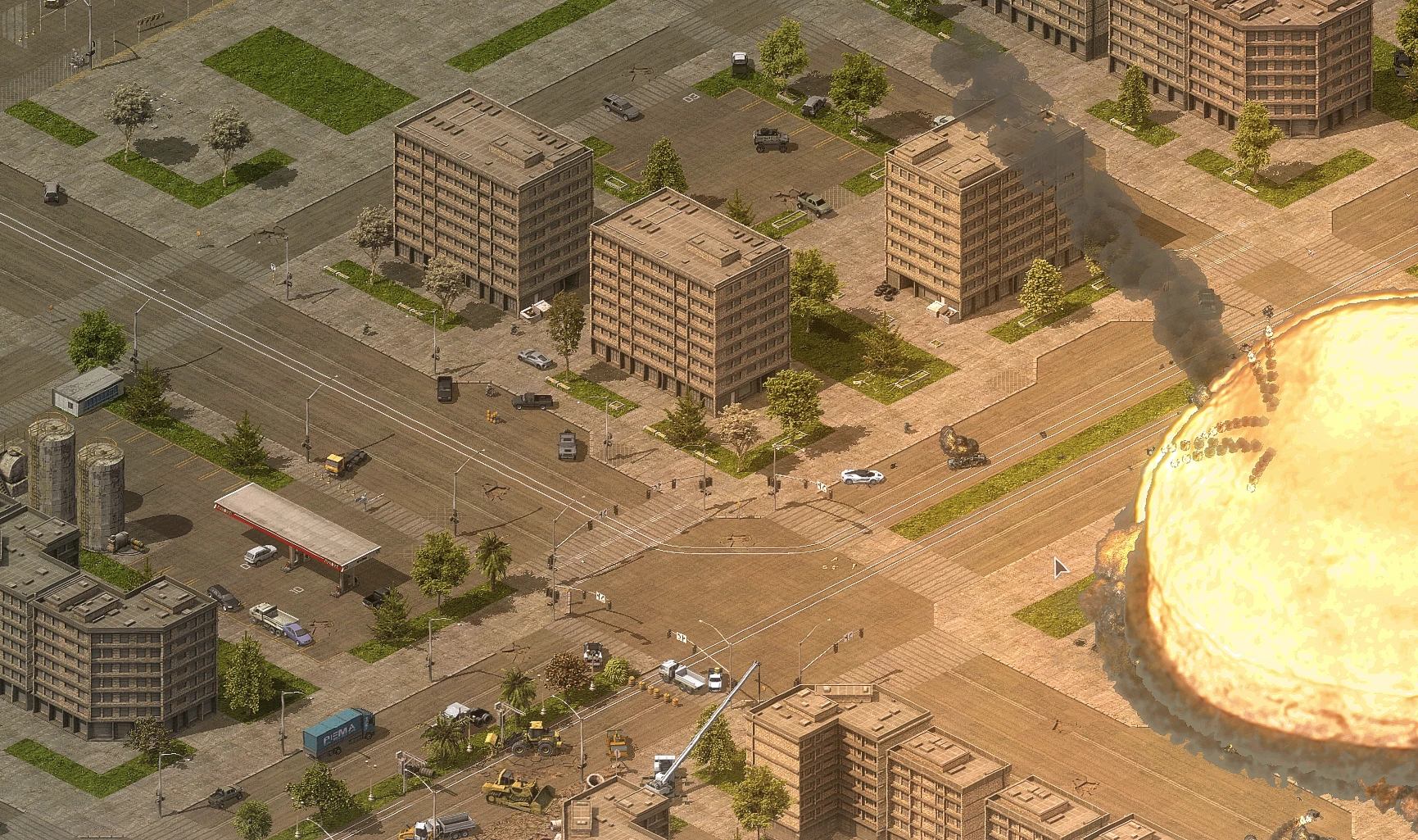 Vista cenital de una zona urbana con edificios y coches dañados por una gran explosión en llamas en el mod Global Crisis de Command & Conquer Yuri's Revenge