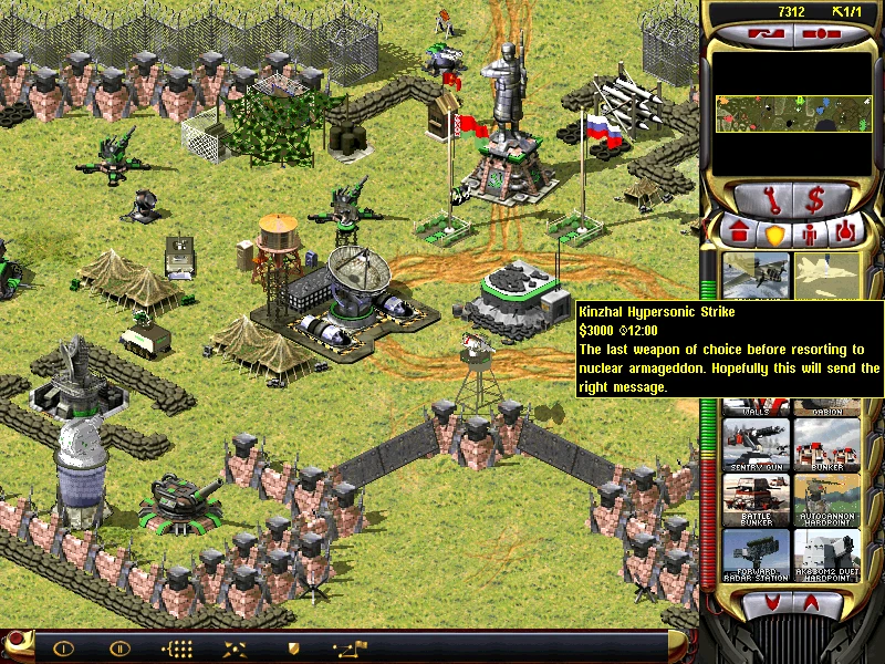 Spielbildschirm von Command & Conquer Yuri's Revenge mit Basisverteidigung und Benutzeroberfläche im New Horizons Mod
