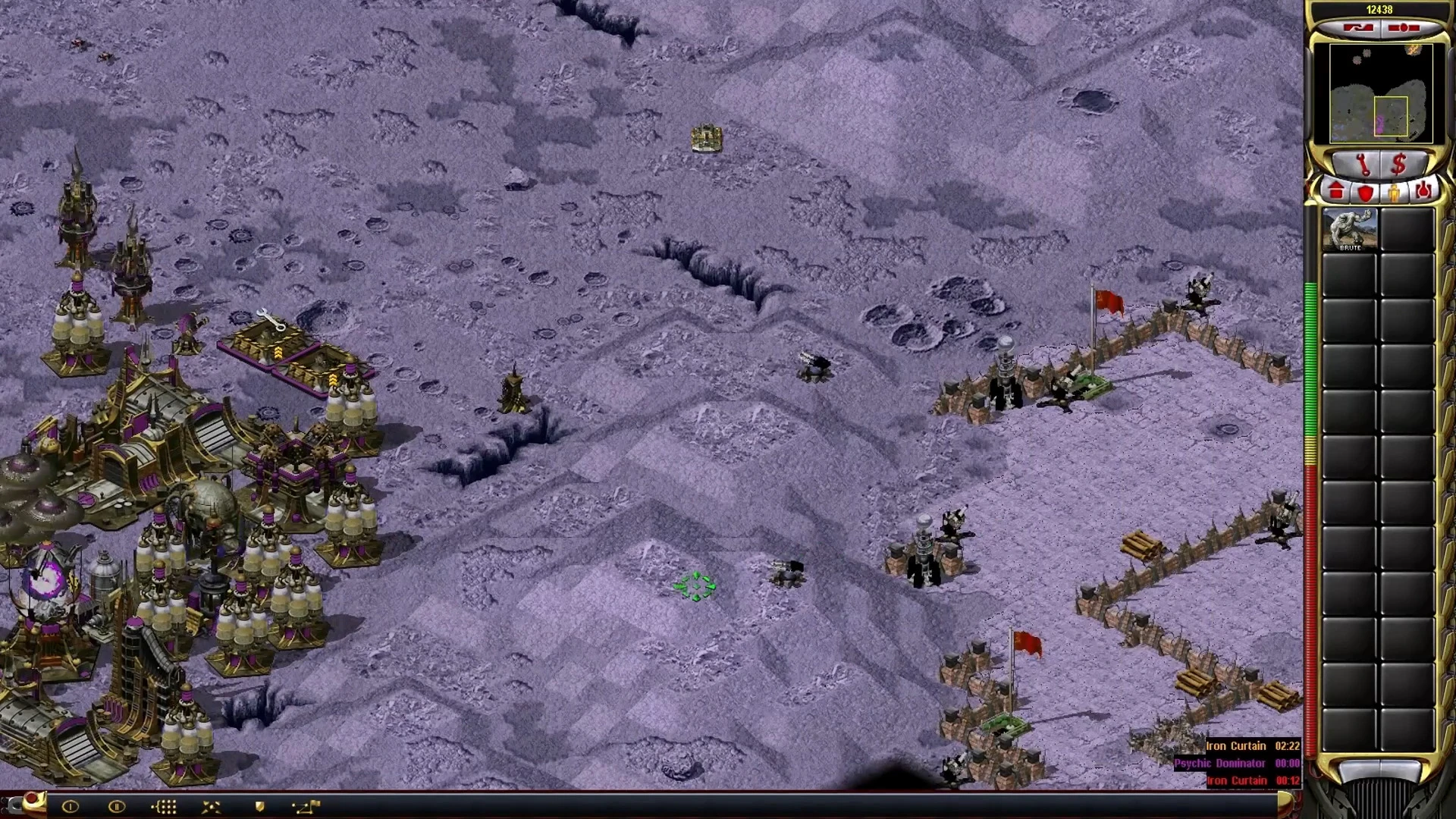 Screenshot showing base structures, defensive units, and terrain in Yuri Resurgence Campaign mod