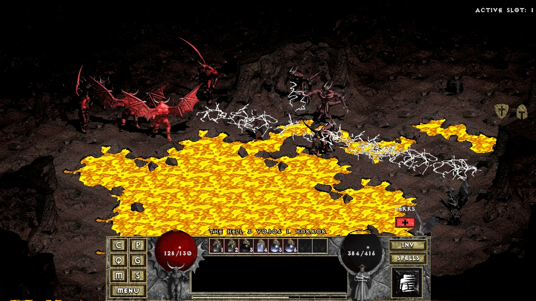 Escena de batalla feroz del mod Diablo: The Hell 3, con demonios y rayos sobre una caverna llena de lava. El jugador navega a través de un combate intenso.
