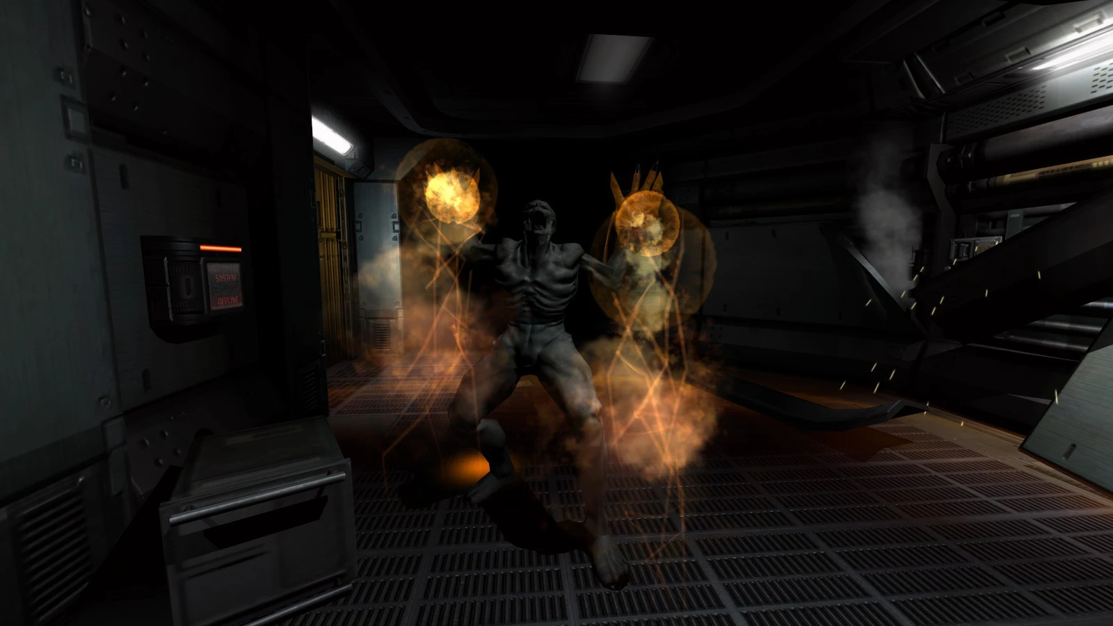 Escena de un pasillo oscuro con figura demoníaca humanoide con manos en llamas atacando en Doom 3 Enhanced Edition