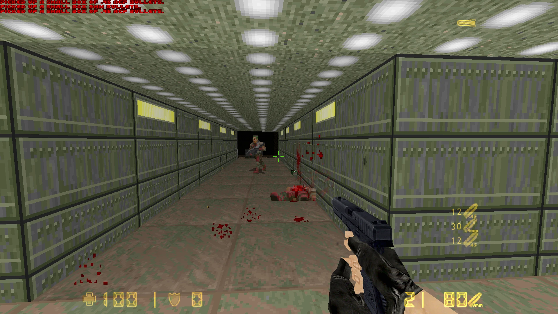 Vista en primera persona en un pasillo futurista, disparando a un monstruo en el addon Lambda-Strike HD Models para Doom II: Hell on Earth
