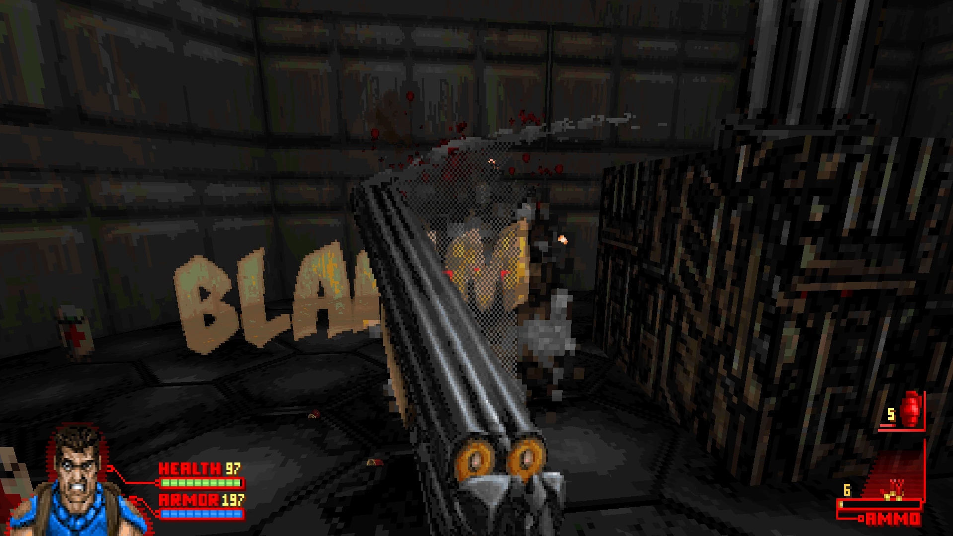 Вид от первого лица: пиксельный дробовик стреляет в противника в темной комнате с брызгами крови и комикс-эффектами
