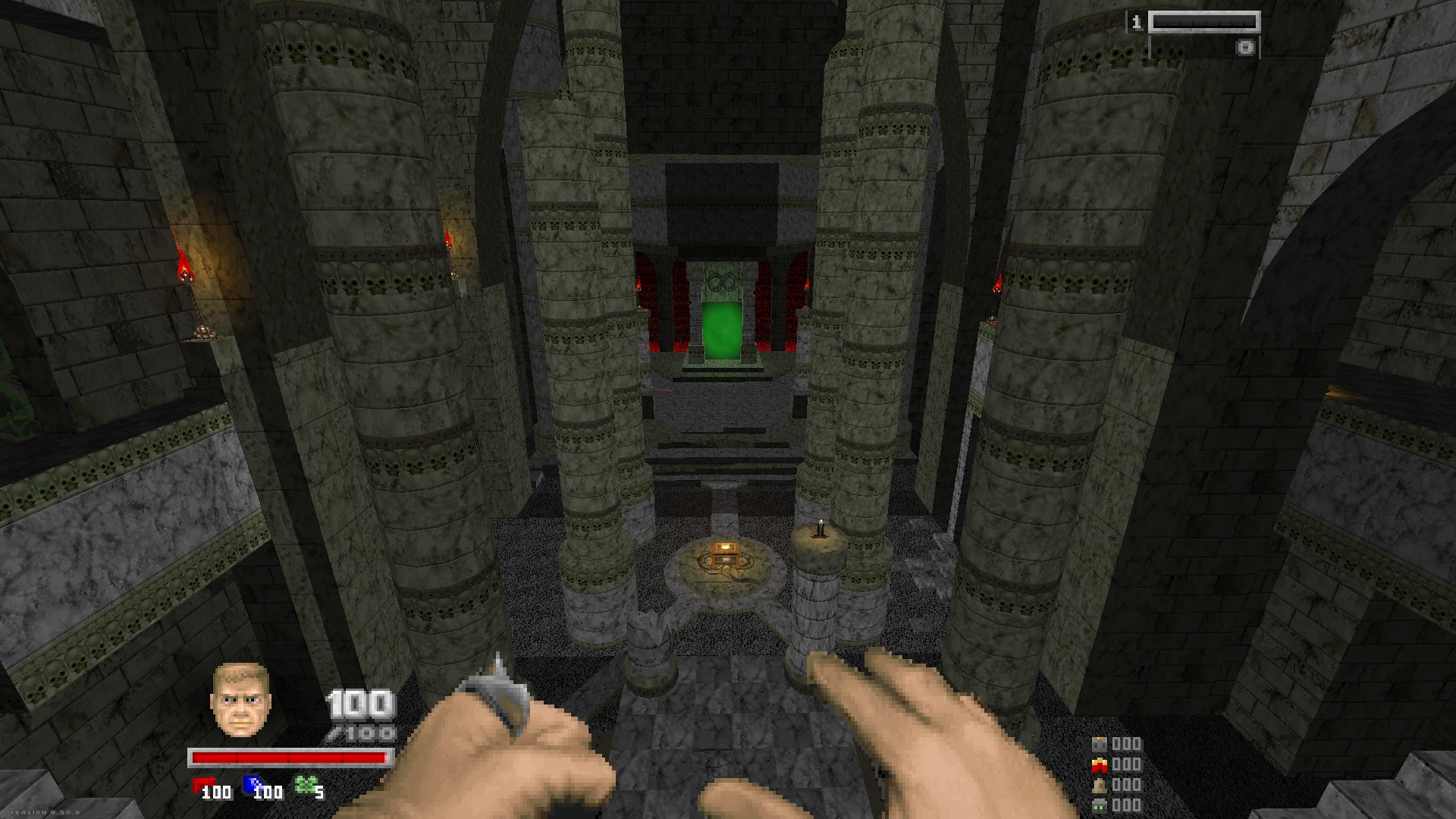 Вид от первого лица в моде Doom Infinite с каменными колоннами и зелёным порталом в древнем храме