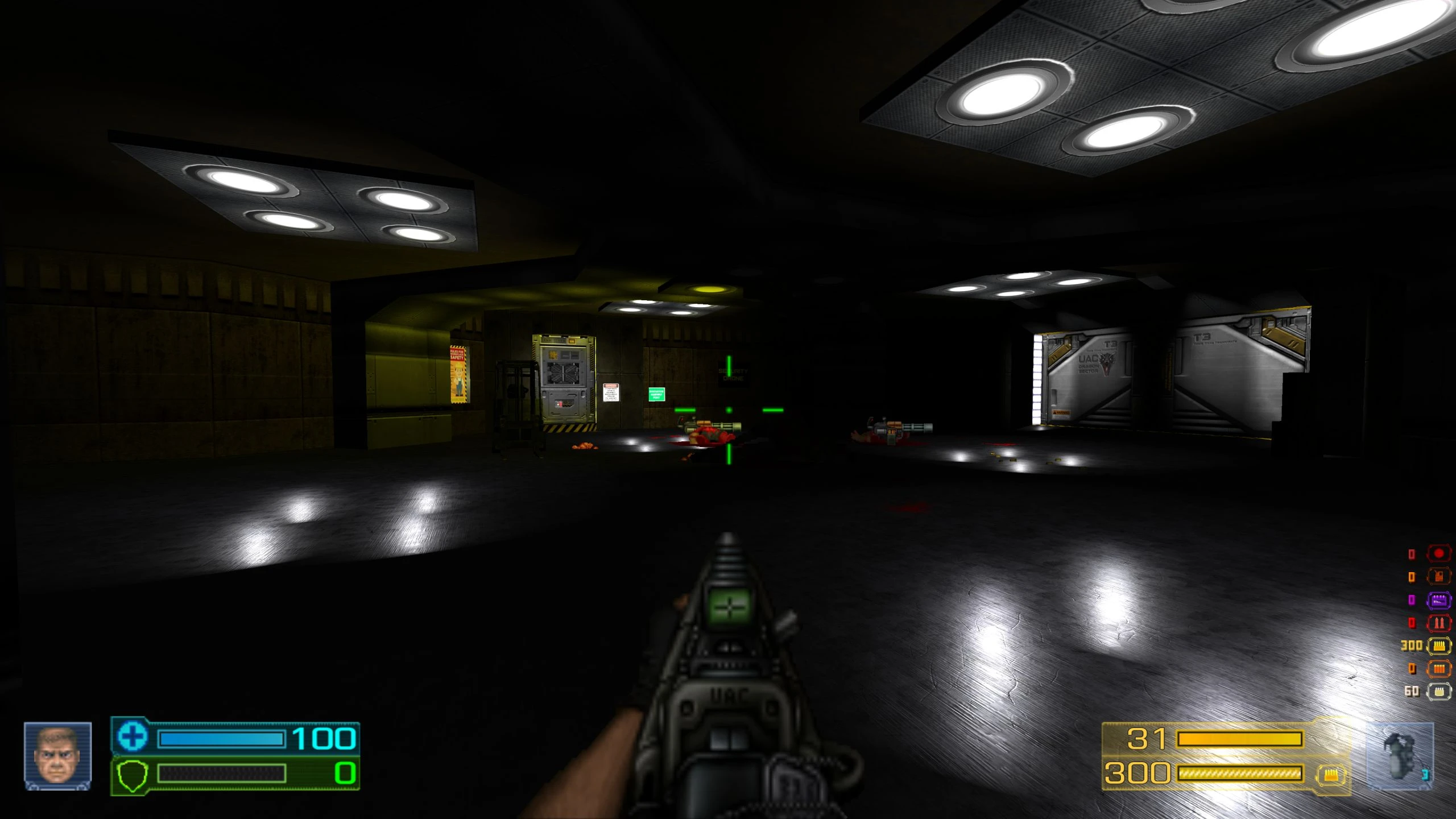 Erste-Person-Sicht in dunklem Industriekorridor mit gezogener Waffe und HUD im Doom II Dragon Sector Mod