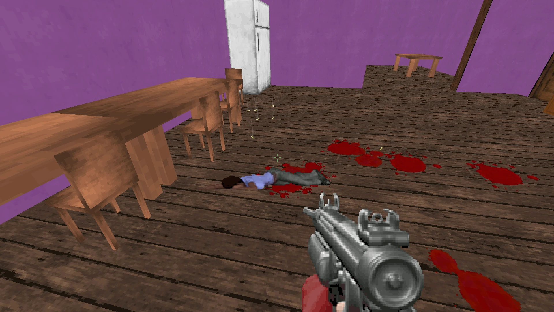 Vista en primera persona de un arma pixelada apuntando a un personaje ensangrentado en el suelo de madera en una habitación con paredes moradas