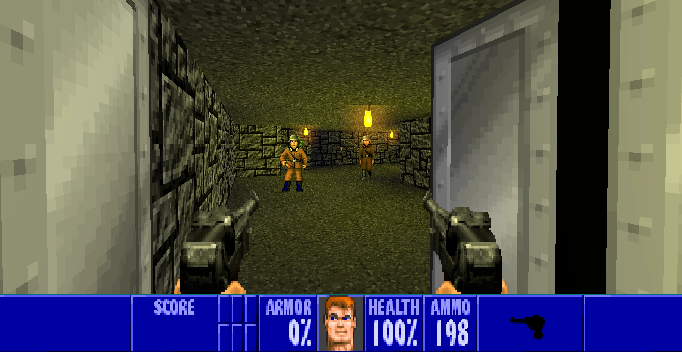 Erste-Person-Ansicht aus Doom II Mod WolfEnDoom mit Doppelpistolen, die auf zwei pixelige Soldaten in einem Steinkorridor zielen