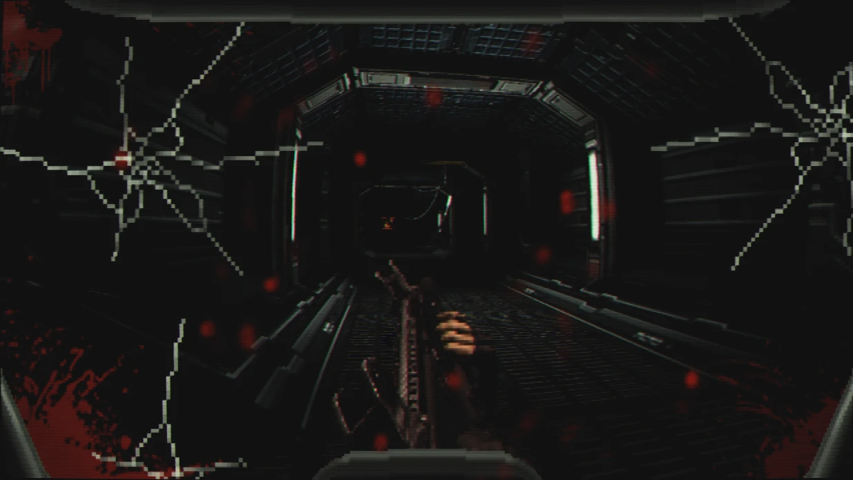 Vista en primera persona con arma futurista en corredor oscuro con efecto de pantalla rota y partículas rojas