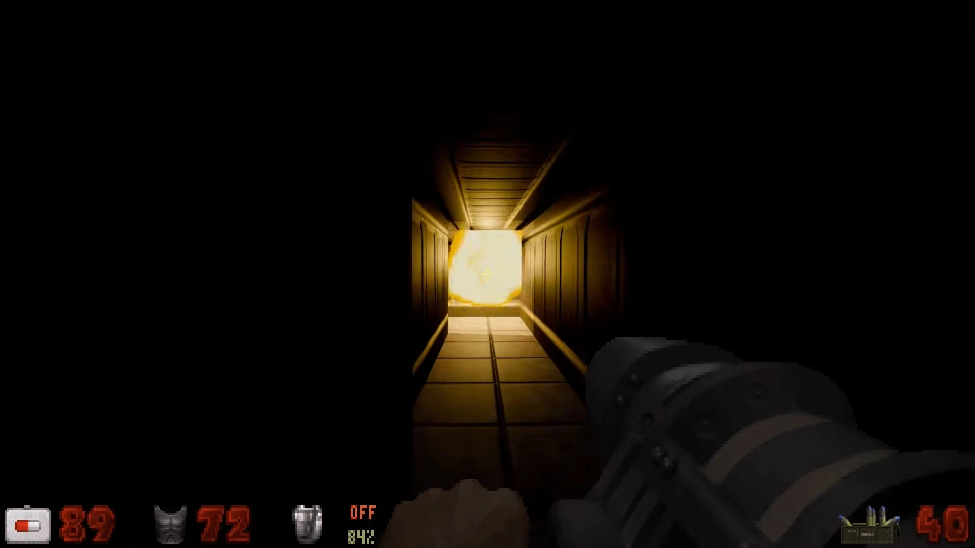 Вигляд на темний коридор із яскравим вибухом в кінці в моді Duke-RT для Duke Nukem 3D