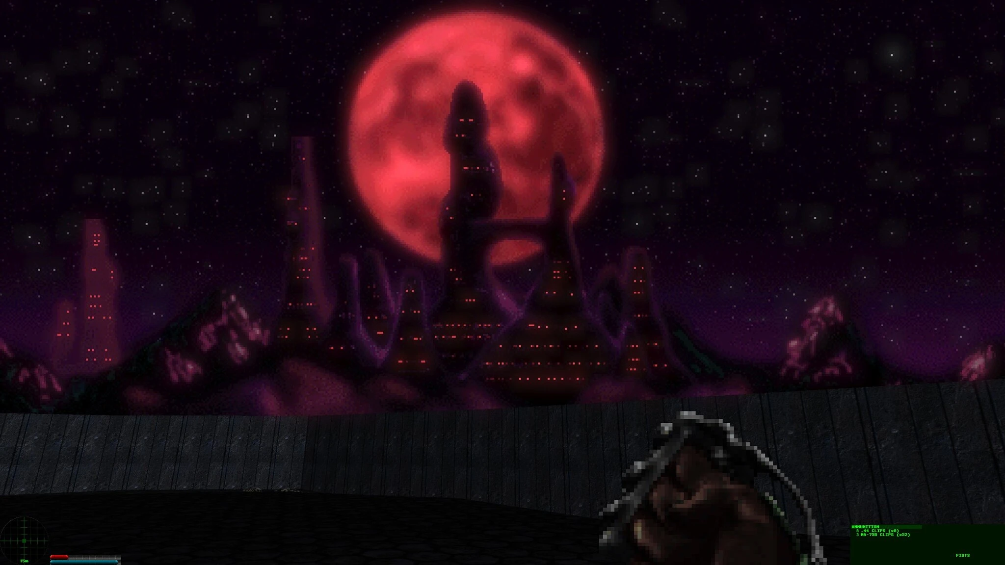 Captura de pantalla de una ciudad alienígena futurista pixelada con ventanas rojas bajo una gran luna roja en el motor Marathon 1994
