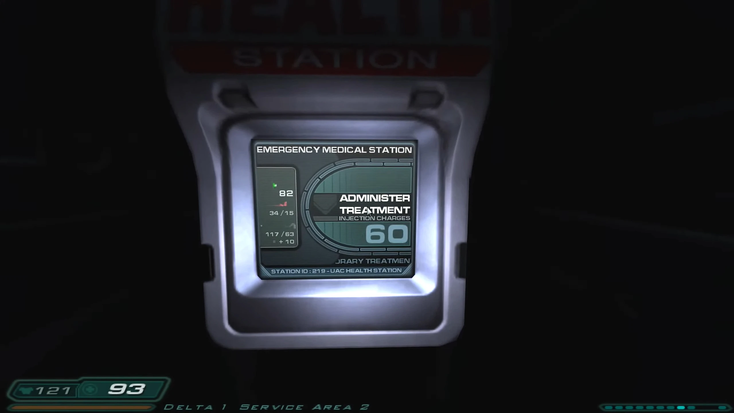 Bildschirm der Notfall-Medizinstation in Doom 3 mit Anzeige verfügbarer Injektionsladungen zur Behandlung
