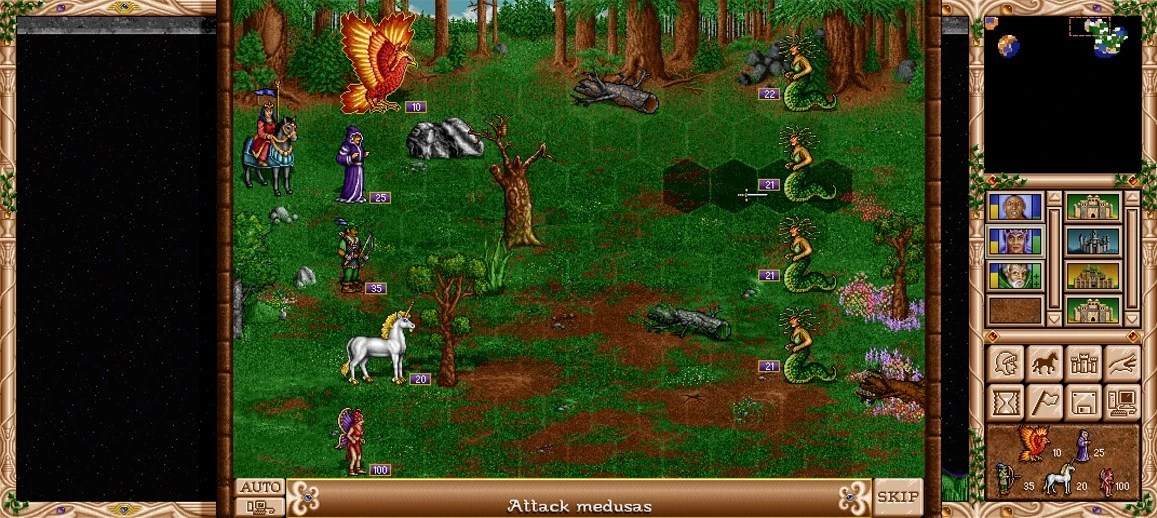 Скриншот боя Heroes of Might and Magic III с героями и юнитами, включая медуз и мифических существ на лесном поле