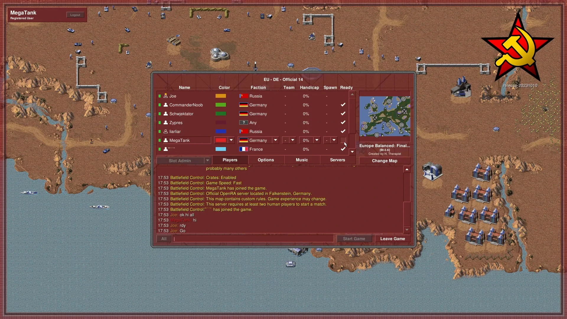 Zrzut ekranu lobby wieloosobowego OpenRA z listą graczy, czatem, mapą i ustawieniami gry w Command & Conquer: Tiberian Dawn