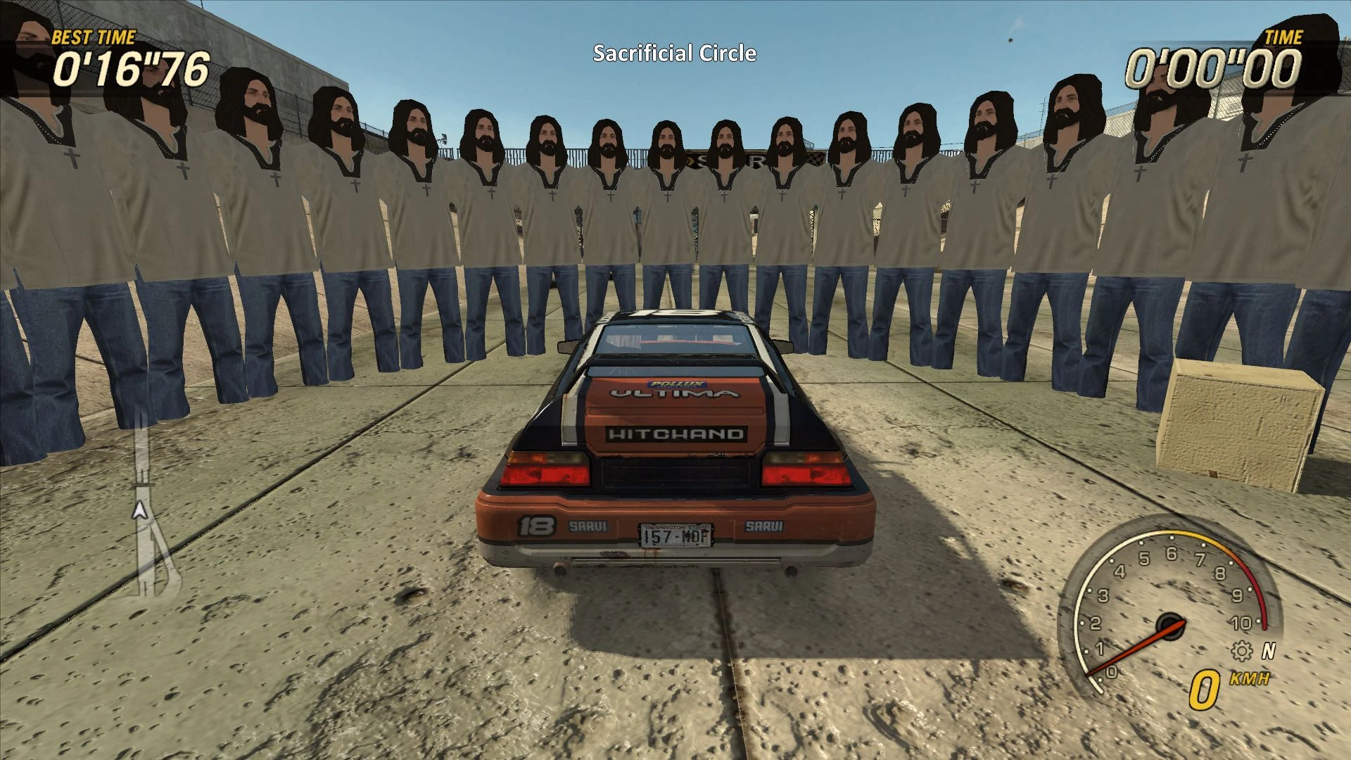 Captura de pantalla de FlatOut 2 con un coche dentro de un círculo de modelos de personajes idénticos llamado Círculo Sacrificial