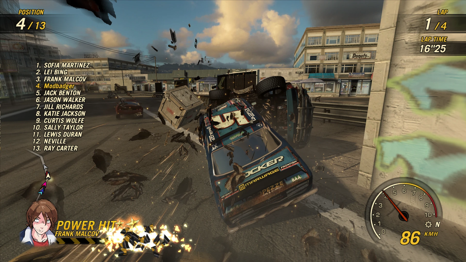 Hochgeschwindigkeitscrash mit umherfliegenden Trümmern im Mod FlatOut UC Chloe Collection