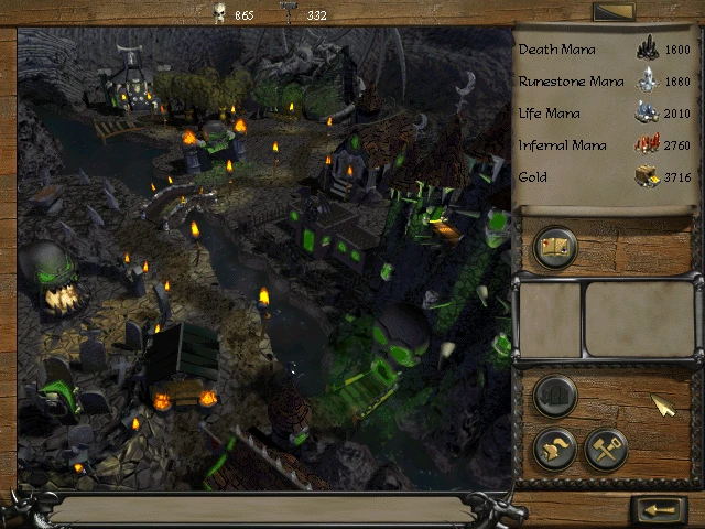 Скріншот гри з темним фантазійним містом із світячимися зеленими черепами та лічильниками ресурсів мани і золота