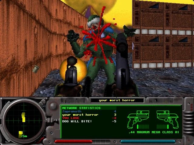 Ego-Perspektive schießt auf grün gepanzerten Feind mit zwei Pistolen im Spiel Marathon 2 Durandal