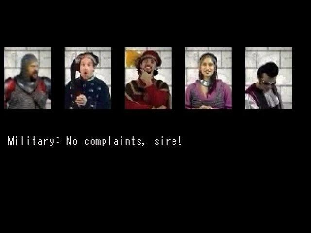 Pantalla de Civilization II con cinco asesores incluyendo militar dando informe con texto