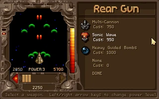 Интерфейс Tyrian 2000 с выбором заднего оружия, таких как Multi-Cannon и Sonic Wave, с деталями мощности и стоимости