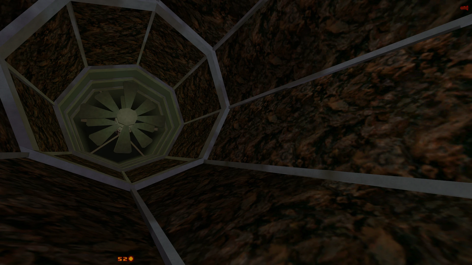 Ansicht eines hohen Schachts mit großem Industrieventilator unten im Half-Life-Mod REBELLION Brutalized
