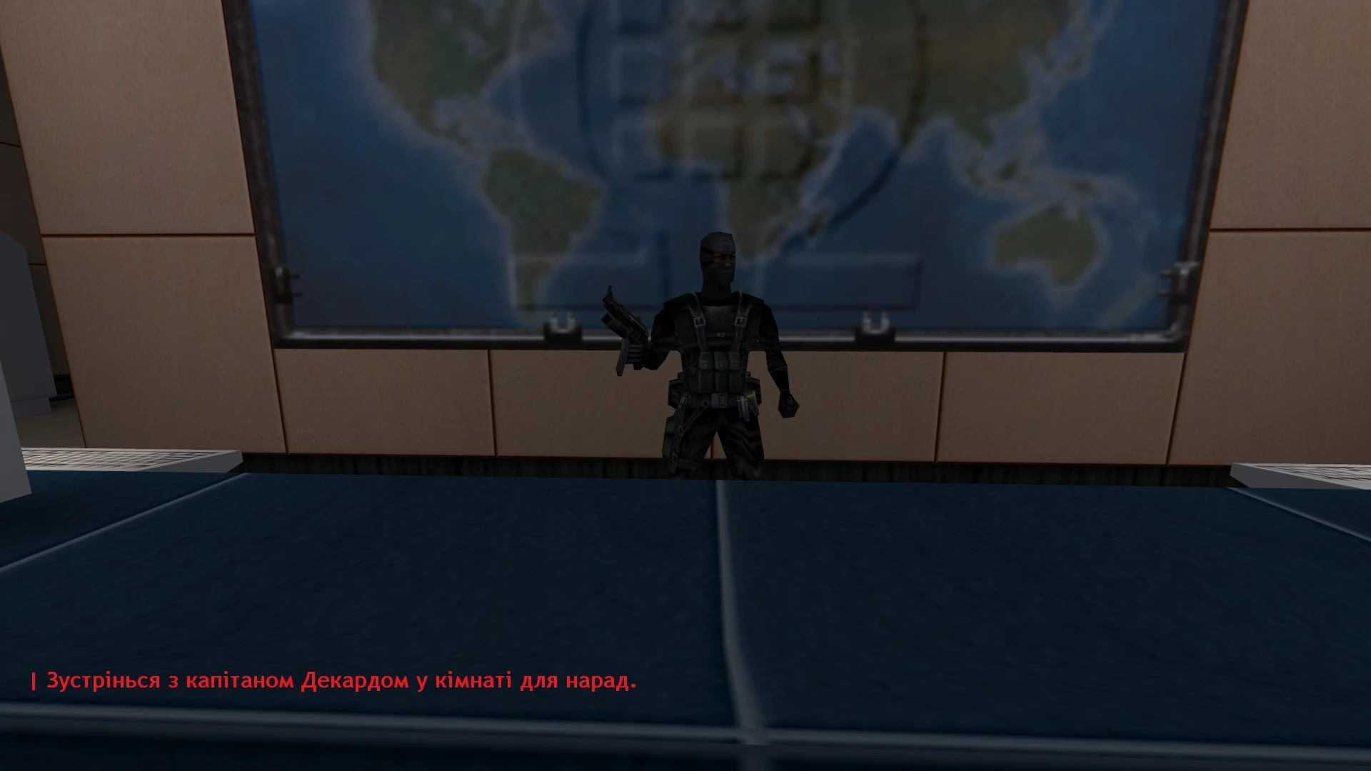 Zrzut ekranu Half-Life Black Ops z żołnierzem przed mapą i ukraińskimi napisami