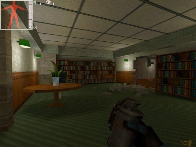 Captura de pantalla del juego mostrando una sala de biblioteca con estantes y jugador con granada