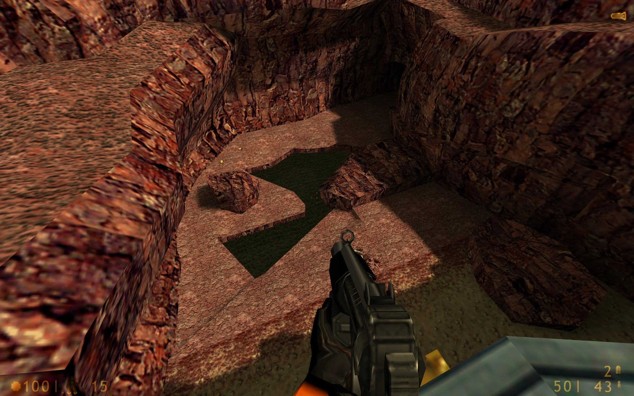 Вид от первого лица на скалистый каньон и зеленый водоем в моде Half-Life Legacy