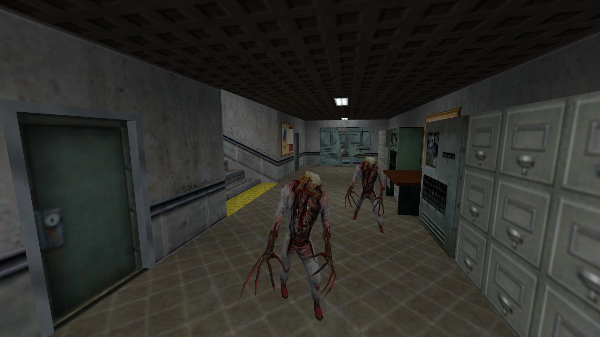 Два окровавленных монстра с длинными когтями стоят в пустом промышленном коридоре мода Half-Life