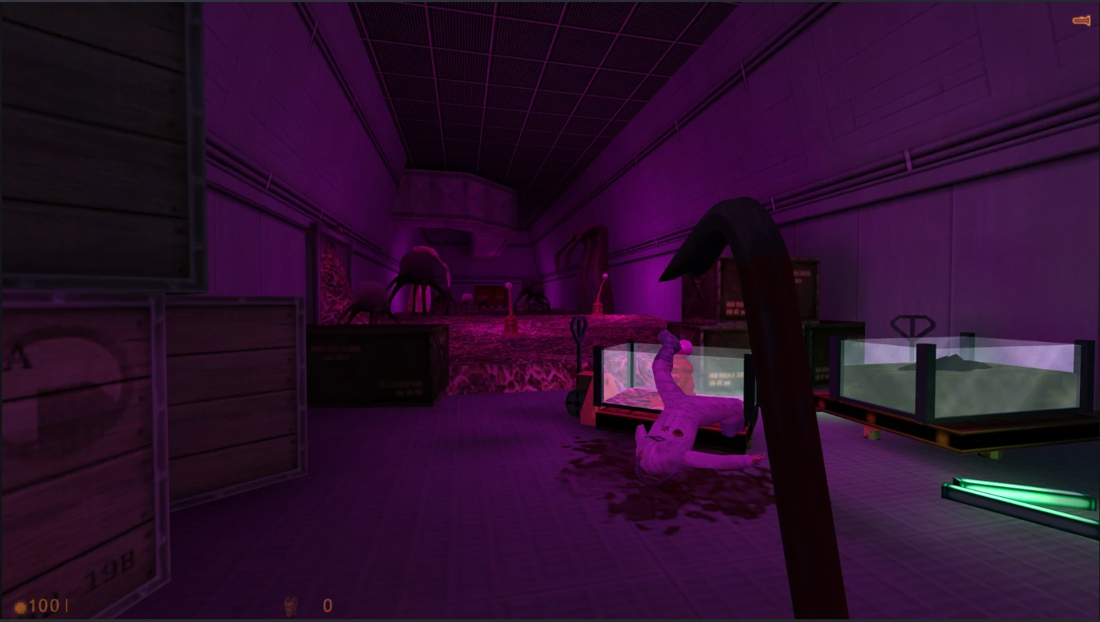 Half-Life-Mod Walter Szene mit dunklem Gang, violettem Licht, außerirdischen Kreaturen auf dem Boden und totem Wissenschaftler neben Kisten
