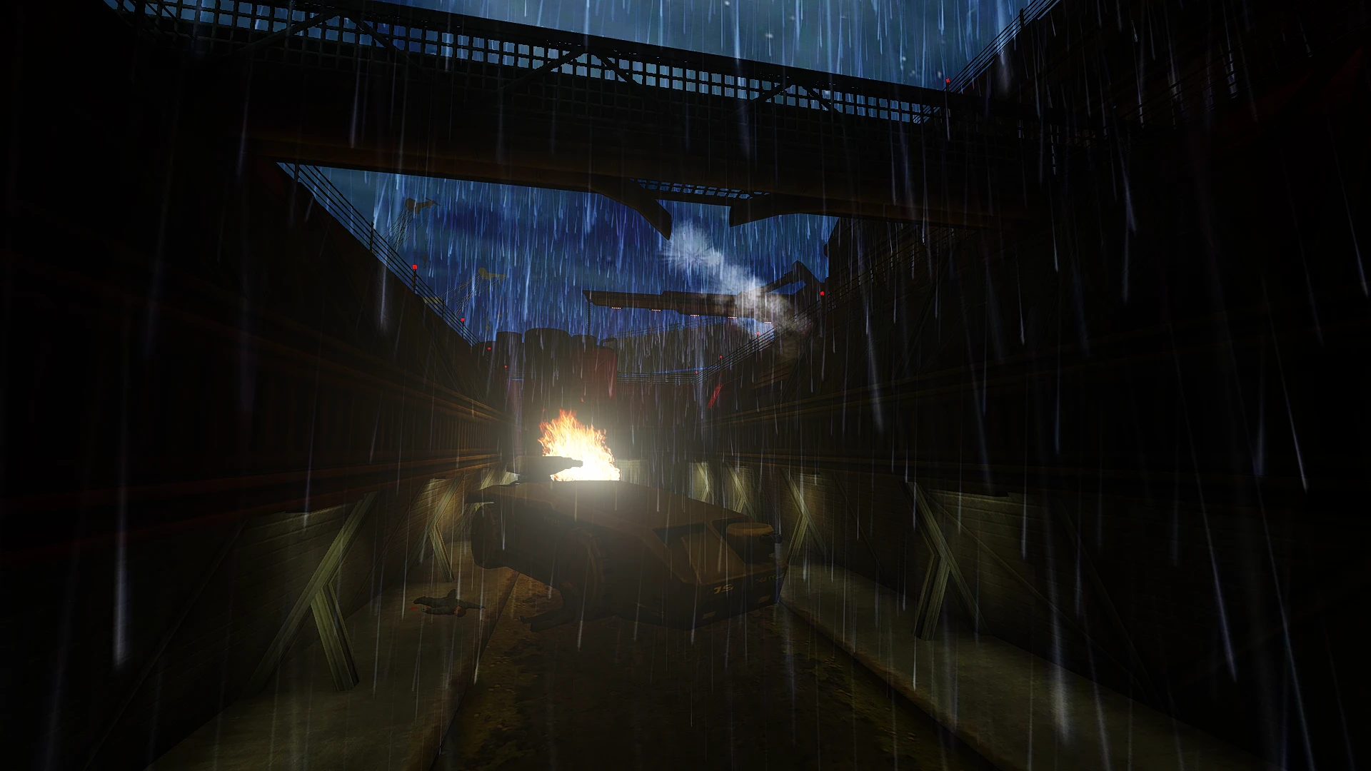 Ein brennendes Fahrzeug blockiert nachts eine regennasse schmale Gasse unter einer Brücke im Half-Life-Solitary Echoes-Mod