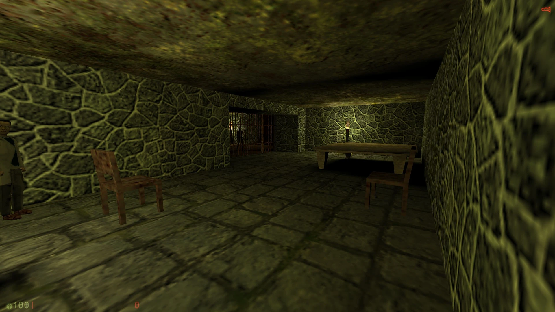 Raum in steinernen Katakomben mit Holzstühlen, Tisch und Fackelbeleuchtung im Half-Life-Mod Survive in Catacombs