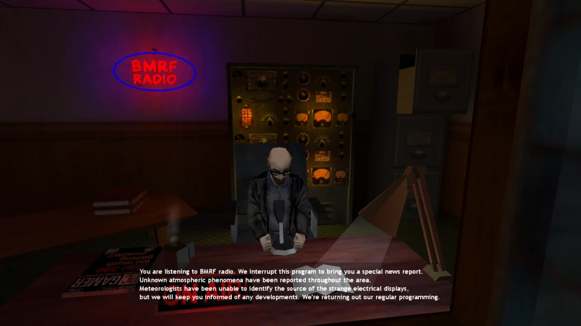 Captura de pantalla del juego con un personaje calvo transmitiendo en la radio BMRF con noticias sobre fenómenos atmosféricos en el mod They Hunger Relit