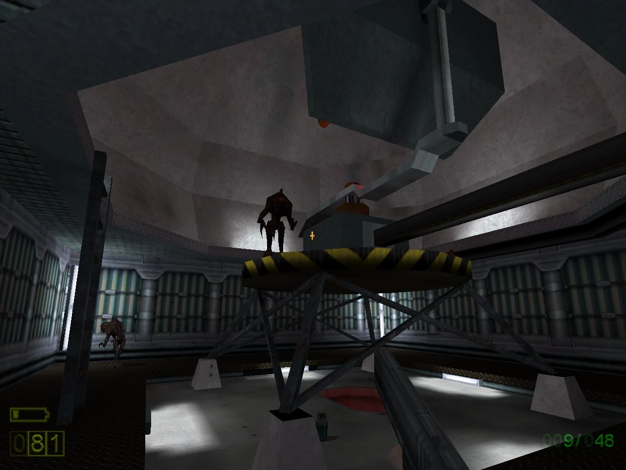 Screenshot shows industrial room with alien creatures and player holding shotgun in Half-Life 1998 mod Triphammer