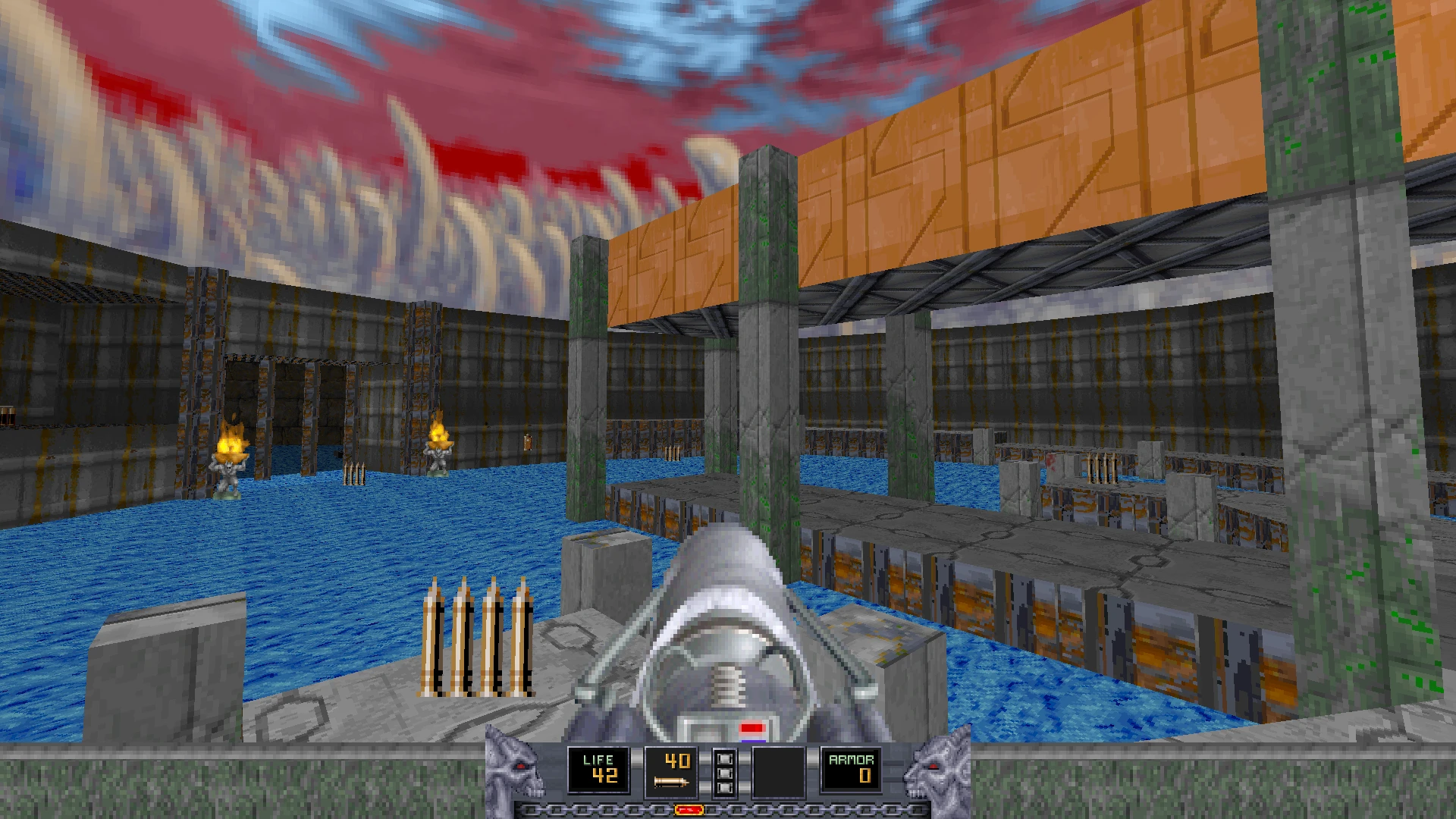Вид від першої особи на водну область зі кам'яними колонами та червоним небом у моді Arkista's Ring до Heretic