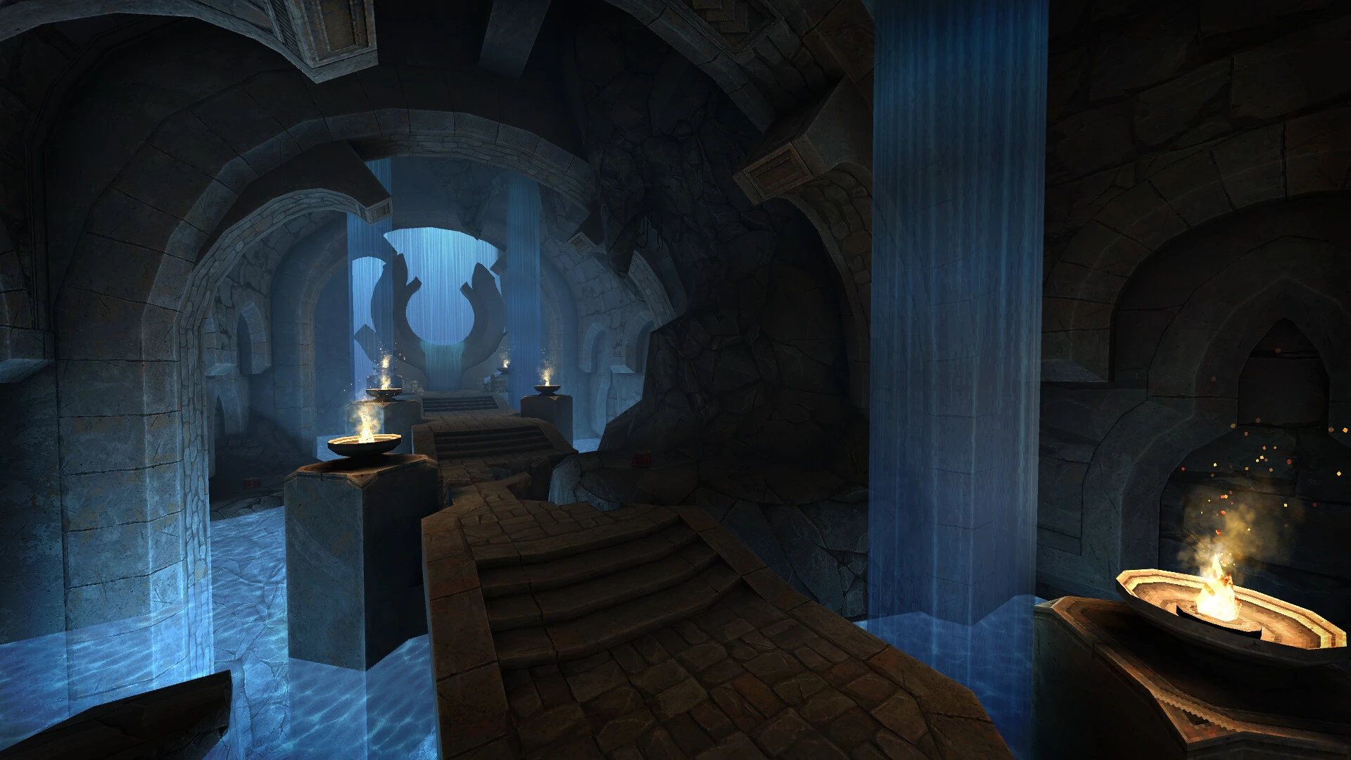 Kamienne starożytne ruiny z łukami, spadającymi wodospadami i ogniskami nad wodą w modzie Quake Arcane Dimensions