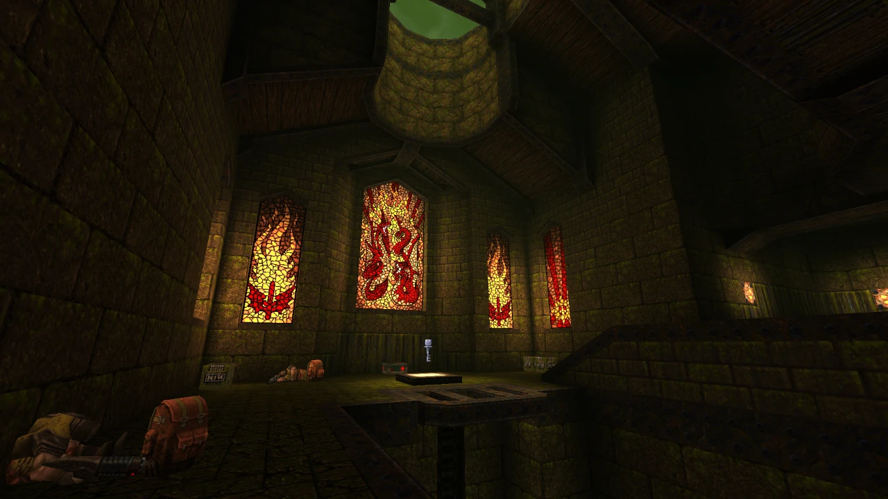 In-Game-Screenshot eines dunklen, gotischen Raums mit Buntglasfenstern und verstreuten Objekten im Copper Quake Mod für Quake 1996