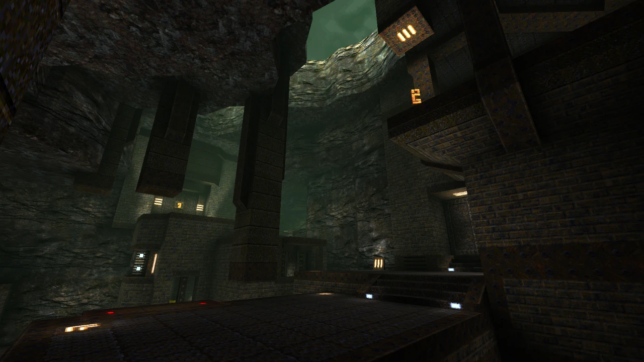 Spiel-Screenshot eines dunklen industriellen Höhlenlevels mit Metallstrukturen und leuchtenden Lichtern im Copper Quake Mod