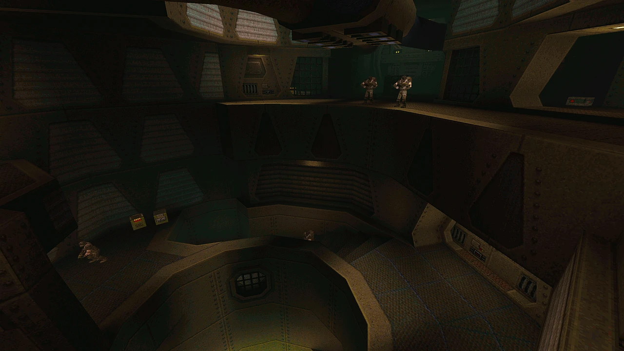 Widok 3D ciemnej przemysłowej areny deathmatch z uzbrojonymi postaciami w modzie Quake