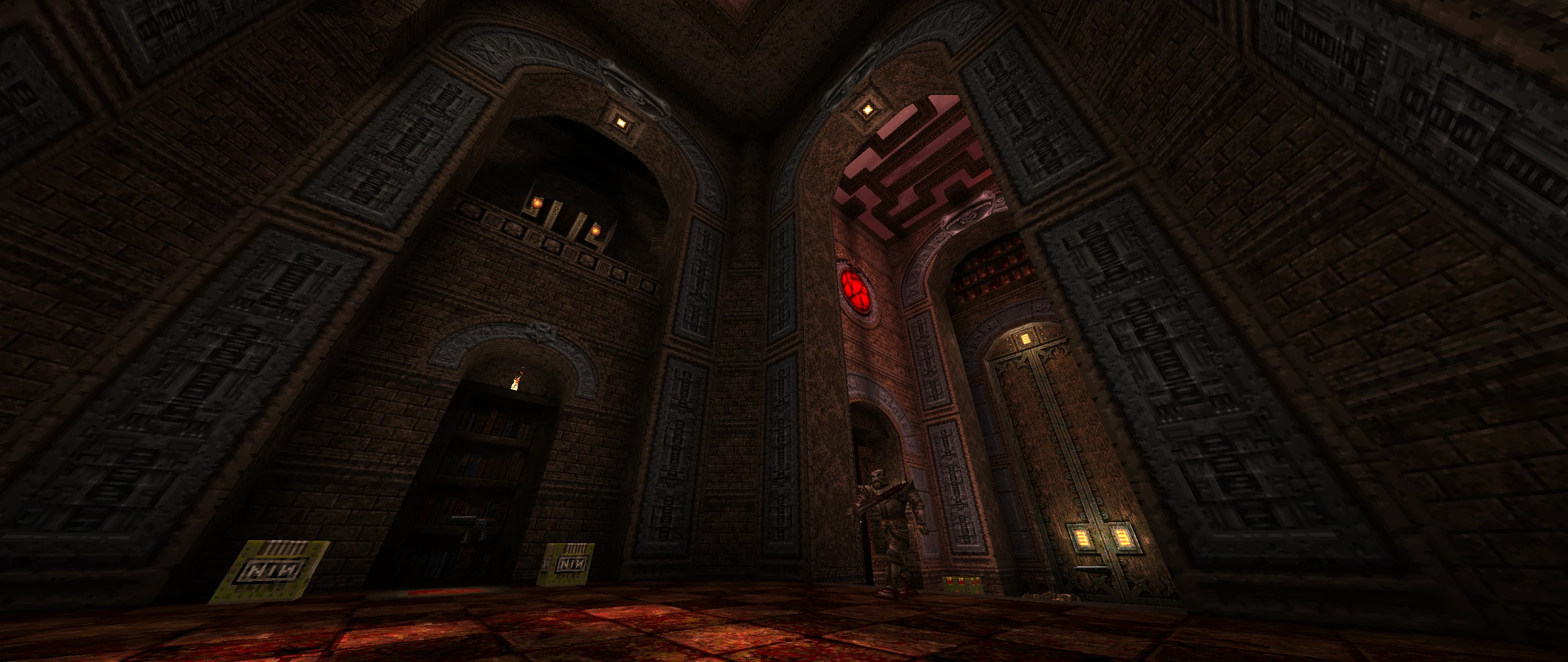 Sala de estilo gótico con ladrillos en Quake con enemigo armado y vitral rojo