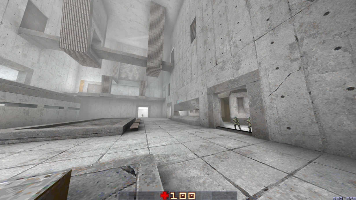 Imagen del mod Sprawl 96 de Quake mostrando una gran sala industrial con niebla y soldados armados