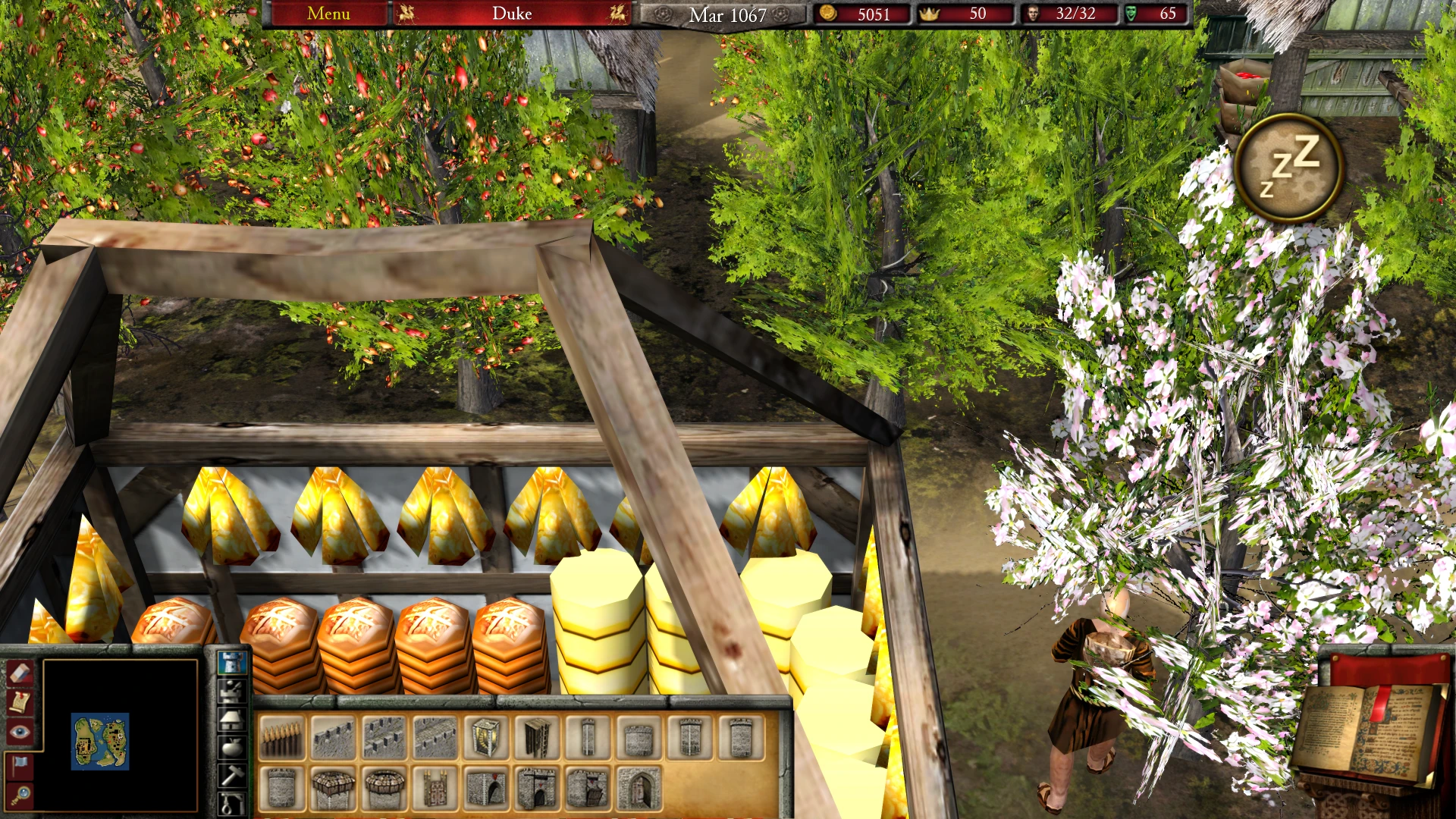 Escena de Stronghold 2 con mod de gráficos mejorados mostrando un puesto de mercado lleno de productos, árboles vibrantes y un aldeano recogiendo recursos.