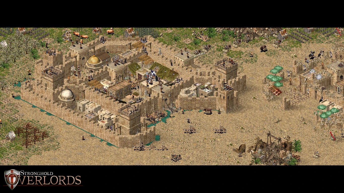 Vista isométrica de un castillo medieval bajo asedio con soldados y armas de asedio en el mod Stronghold Overlords
